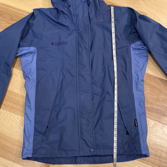 COLUMBIA Hooded and Waterproof Jacket - Picture 11 of 13